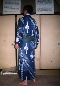 囃子方の衣裳・後ろ