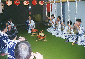二階囃子