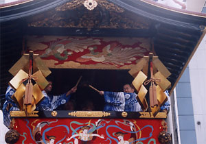 山鉾巡行(太鼓)
