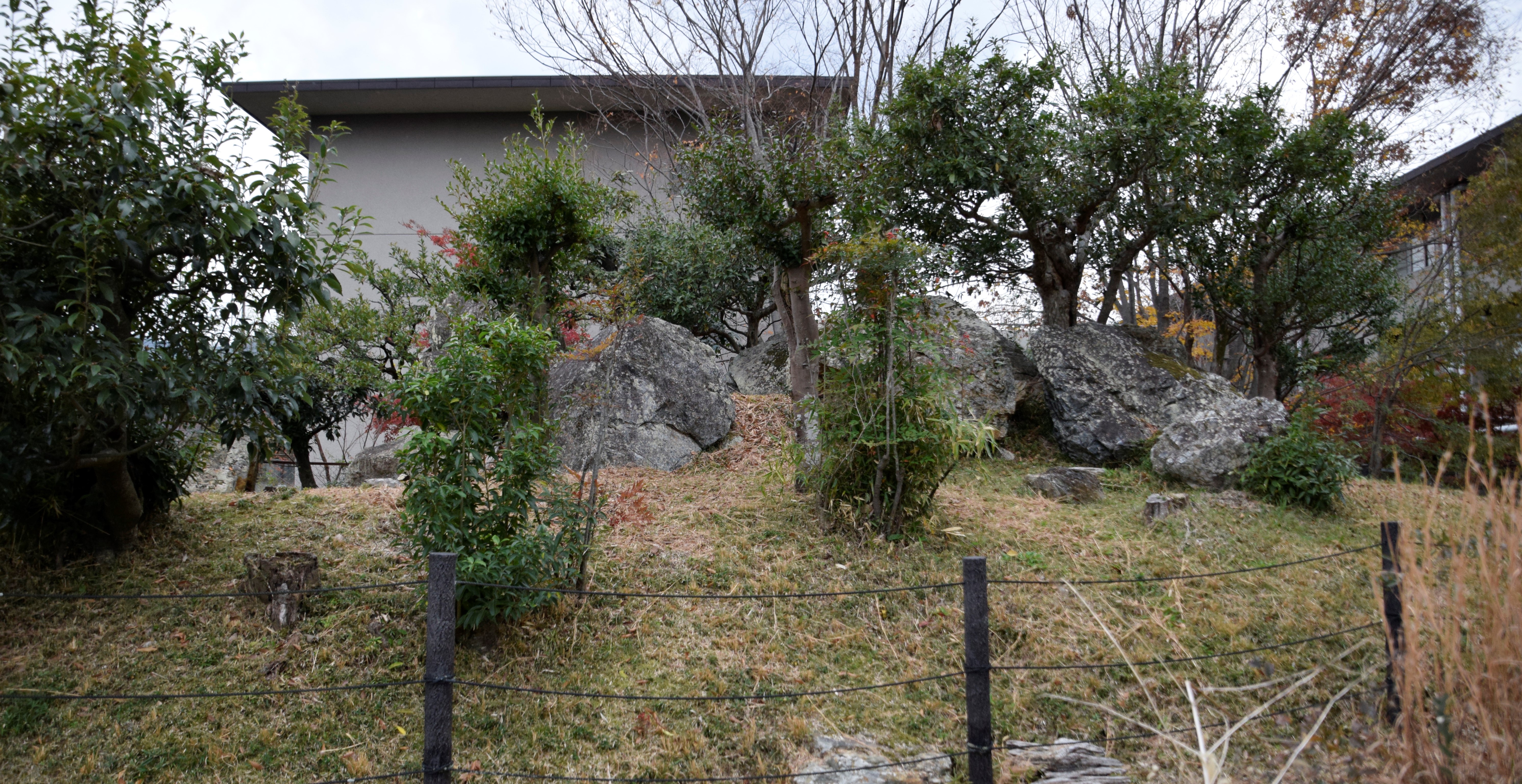 入道塚古墳　恒貞親王陵墓参考地（京都市右京区嵯峨大沢柳井手町）